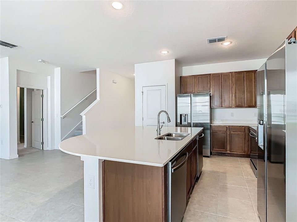 For Sale: $569,000 (8 beds, 5 baths, 3248 Square Feet)