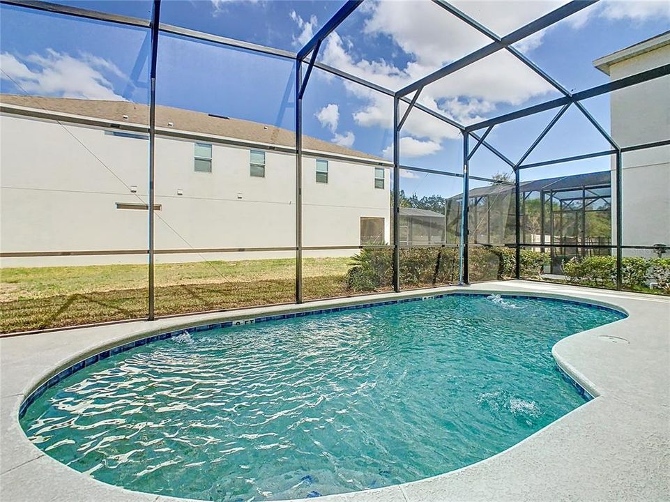 For Sale: $569,000 (8 beds, 5 baths, 3248 Square Feet)