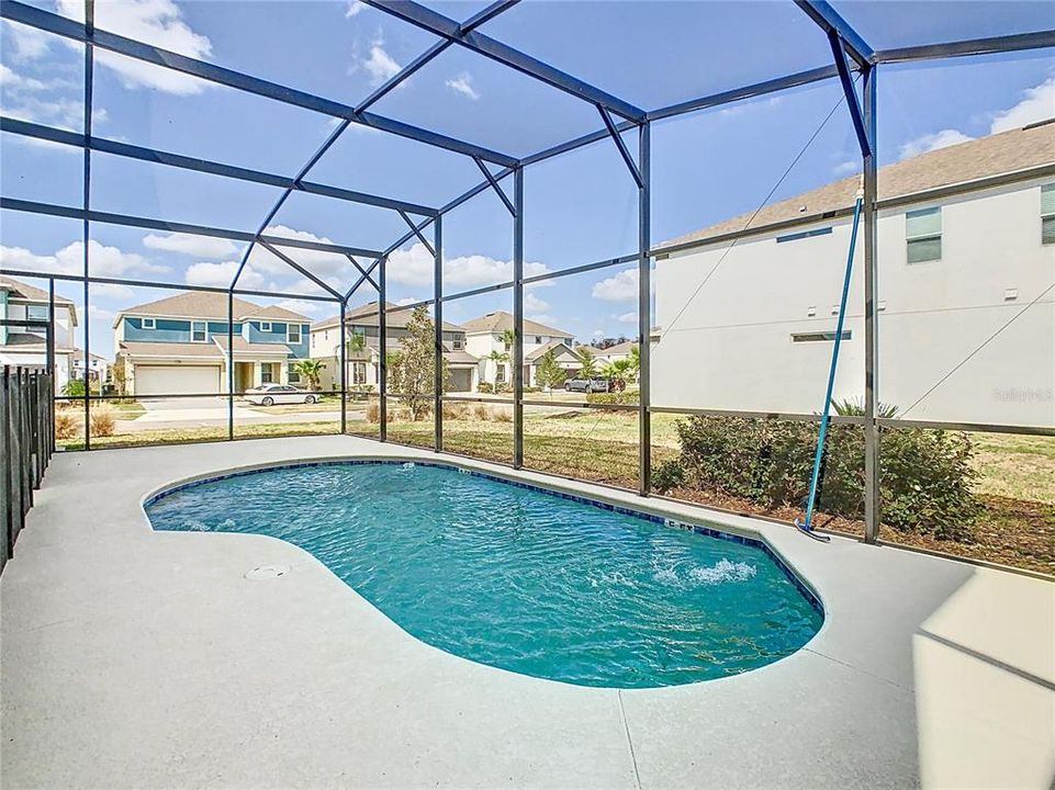 For Sale: $569,000 (8 beds, 5 baths, 3248 Square Feet)