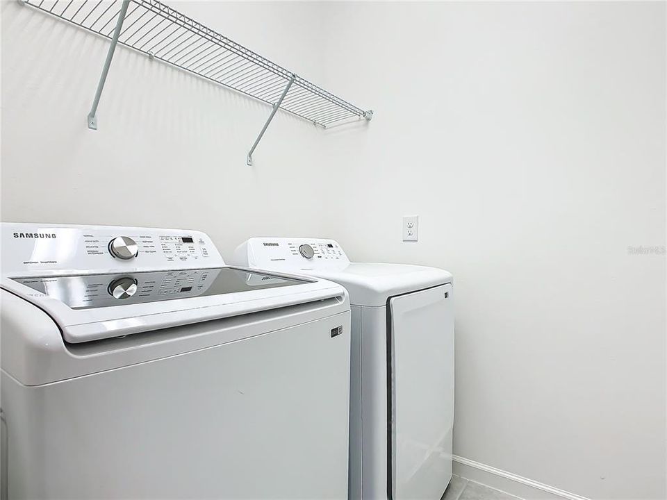 For Sale: $569,000 (8 beds, 5 baths, 3248 Square Feet)