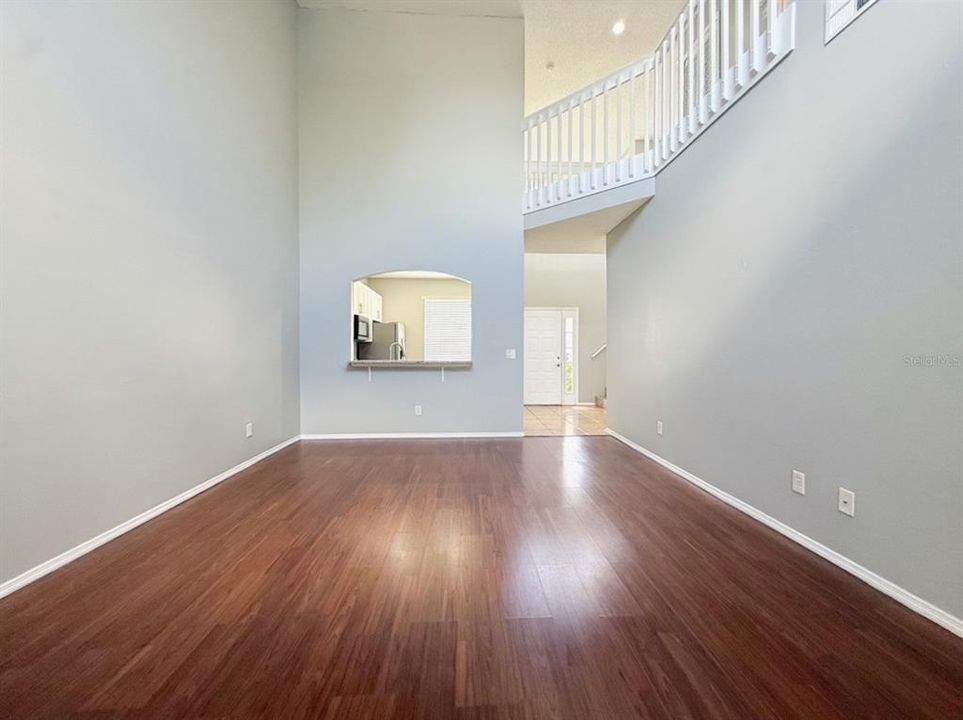 For Sale: $299,000 (3 beds, 2 baths, 1313 Square Feet)