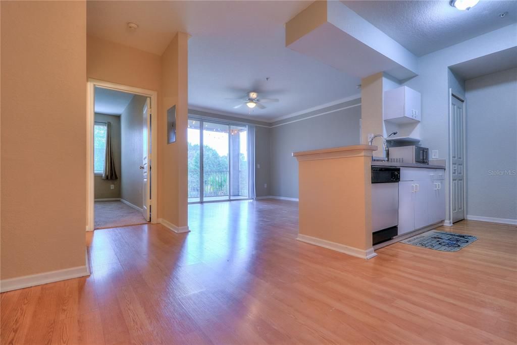 For Rent: $1,545 (2 beds, 2 baths, 1032 Square Feet)