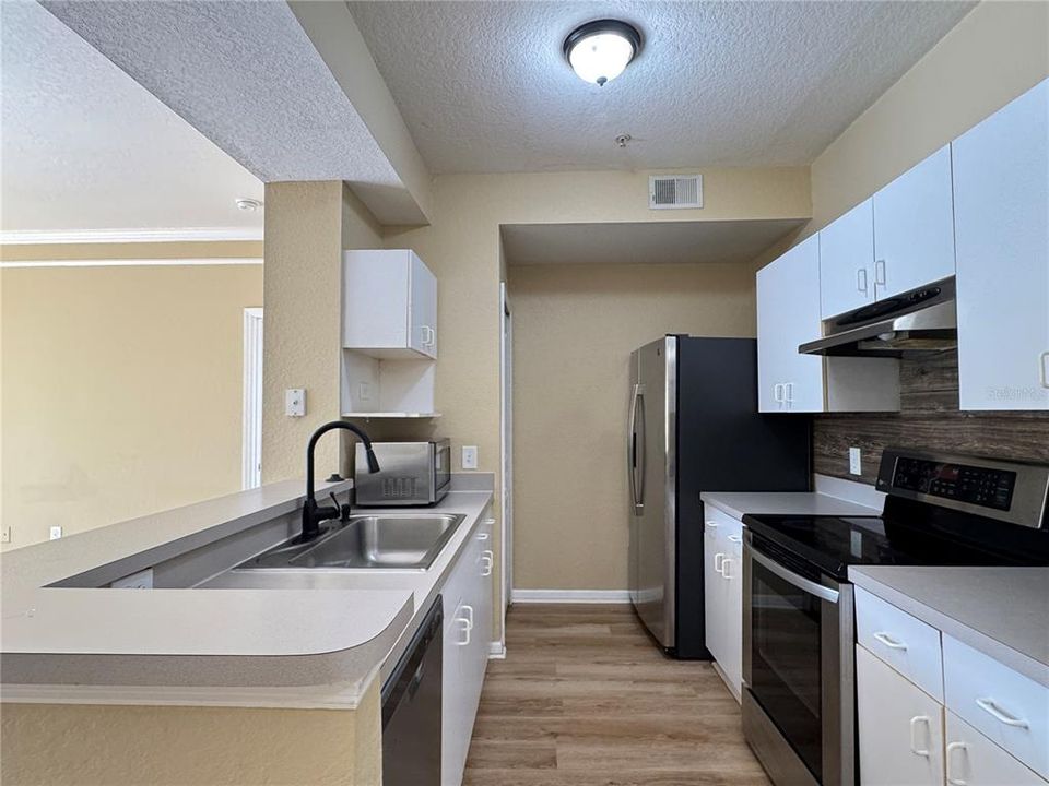 For Rent: $1,545 (2 beds, 2 baths, 1032 Square Feet)