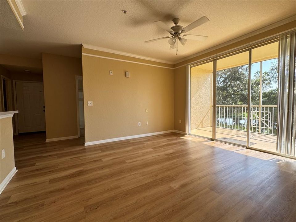 For Rent: $1,545 (2 beds, 2 baths, 1032 Square Feet)