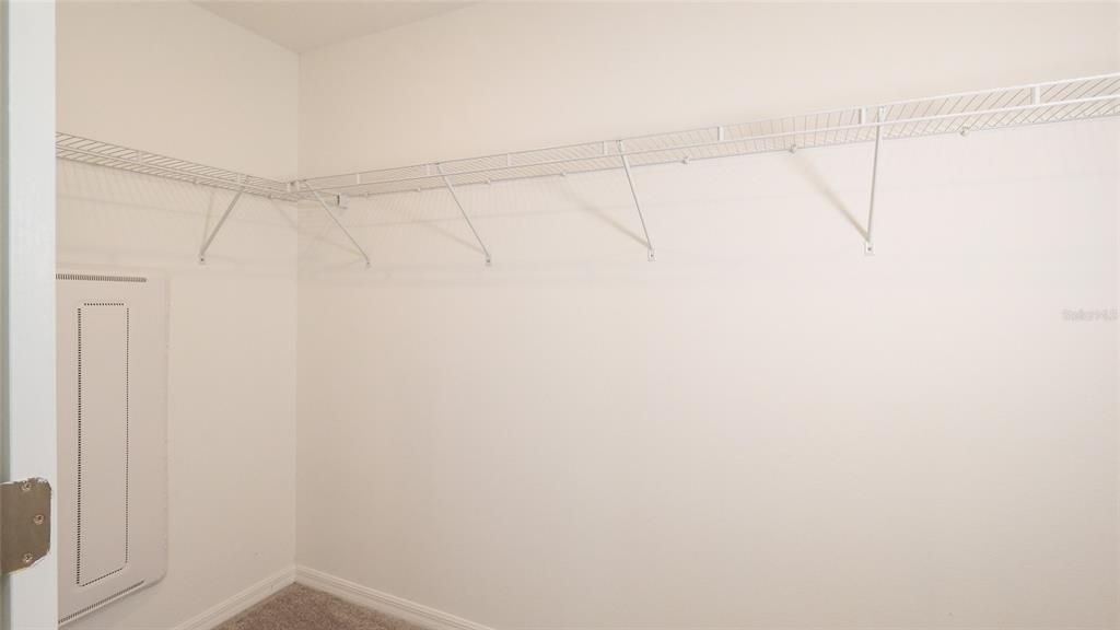 En Renta: $2,700 (5 camas, 2 baños, 2217 Pies cuadrados)