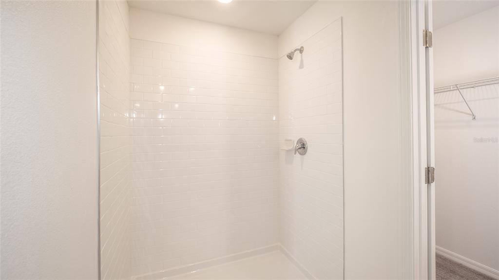 En Renta: $2,700 (5 camas, 2 baños, 2217 Pies cuadrados)