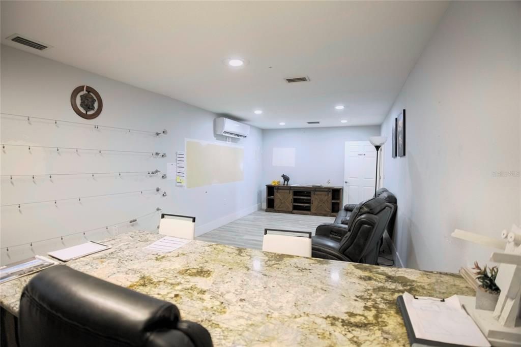 Activo con contrato: $1,985,000 (0 camas, 0 baños, 3141 Pies cuadrados)
