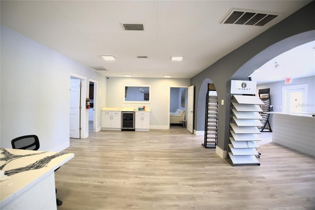 Activo con contrato: $1,985,000 (0 camas, 0 baños, 3141 Pies cuadrados)