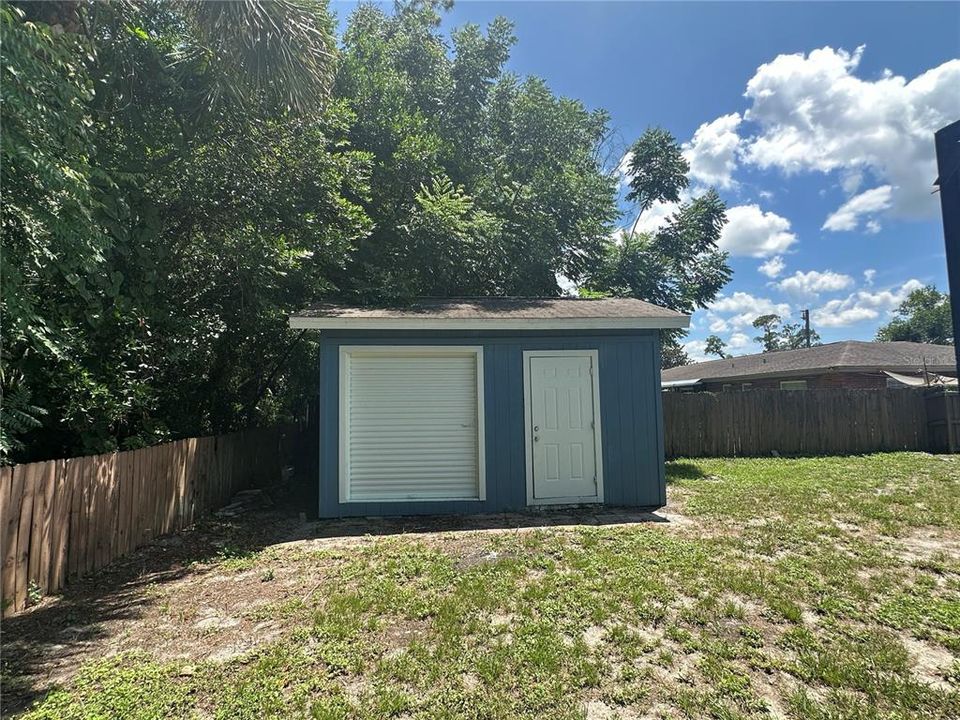 For Sale: $424,900 (3 beds, 2 baths, 1972 Square Feet)
