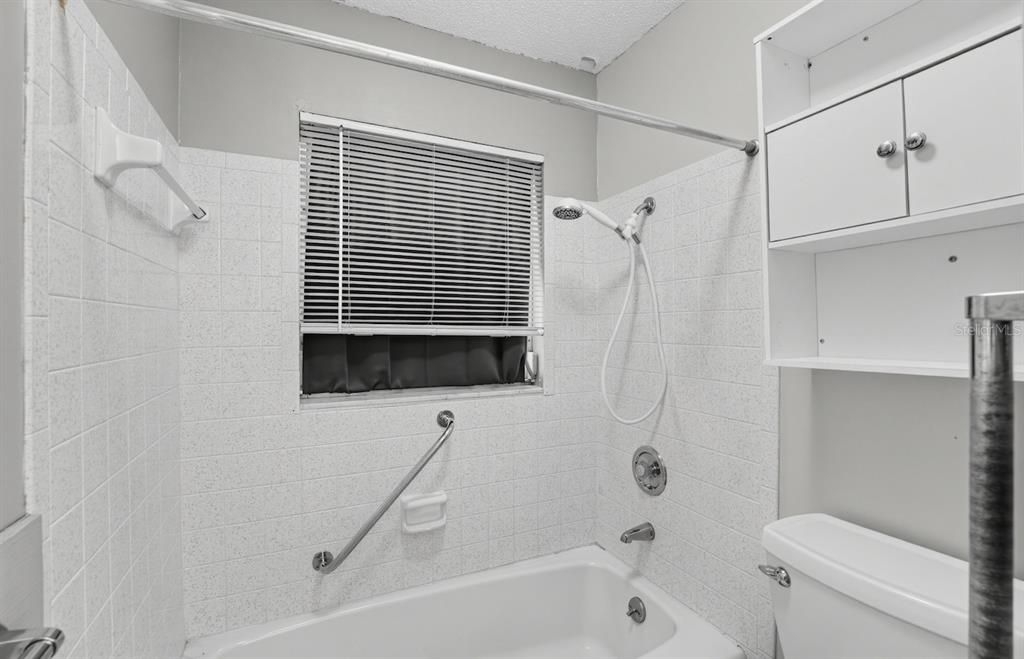 For Sale: $285,000 (2 beds, 2 baths, 1314 Square Feet)