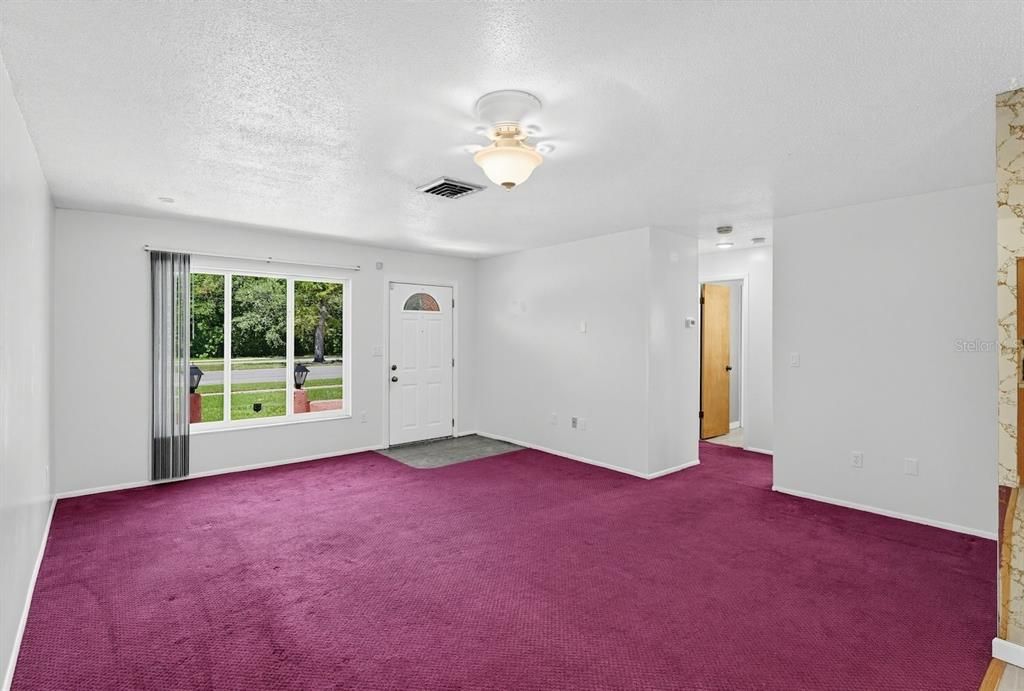 For Sale: $285,000 (2 beds, 2 baths, 1314 Square Feet)