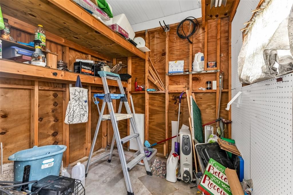 For Sale: $175,000 (2 beds, 2 baths, 1350 Square Feet)