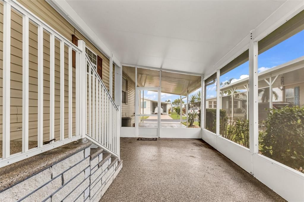 For Sale: $175,000 (2 beds, 2 baths, 1350 Square Feet)