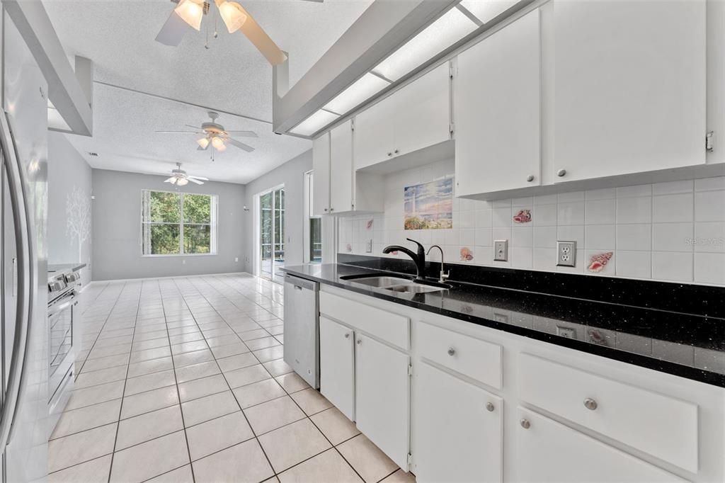 For Sale: $365,000 (3 beds, 2 baths, 1513 Square Feet)