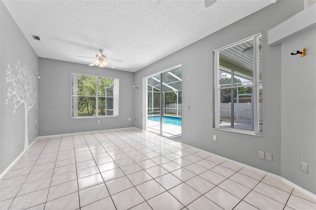 For Sale: $365,000 (3 beds, 2 baths, 1513 Square Feet)