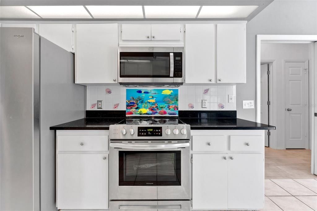 For Sale: $365,000 (3 beds, 2 baths, 1513 Square Feet)
