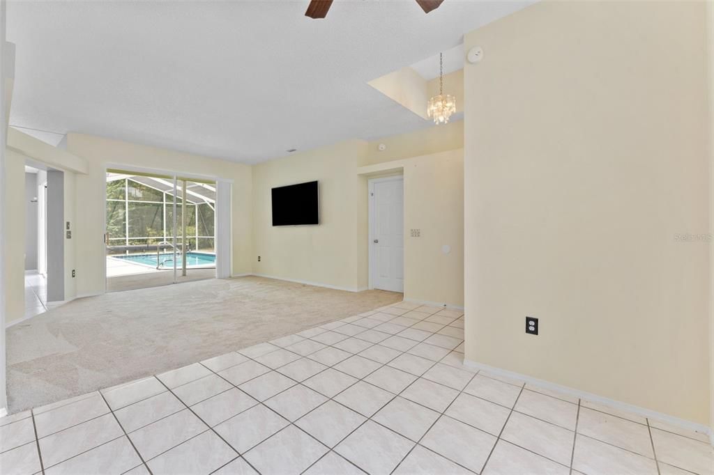 For Sale: $365,000 (3 beds, 2 baths, 1513 Square Feet)