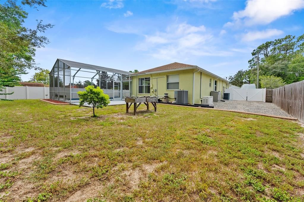 For Sale: $365,000 (3 beds, 2 baths, 1513 Square Feet)