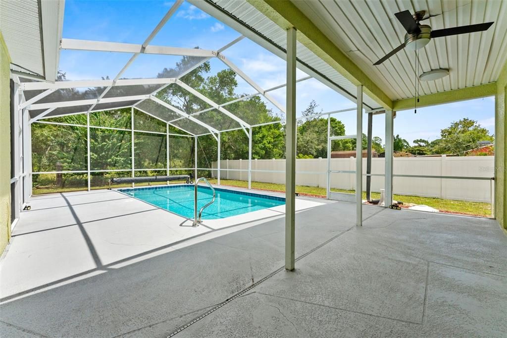 For Sale: $365,000 (3 beds, 2 baths, 1513 Square Feet)