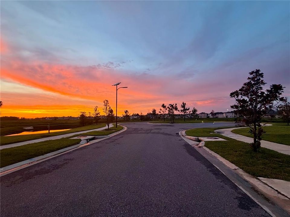 For Sale: $489,000 (4 beds, 3 baths, 2756 Square Feet)