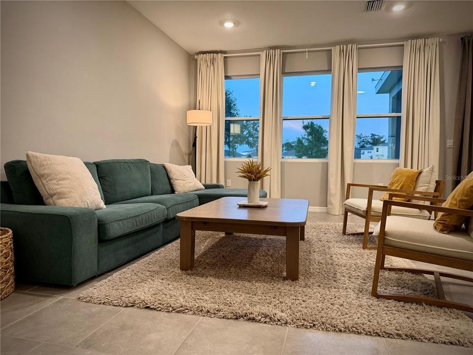 For Sale: $489,000 (4 beds, 3 baths, 2756 Square Feet)