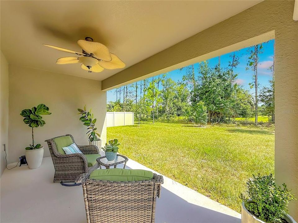 For Sale: $359,900 (4 beds, 3 baths, 2085 Square Feet)