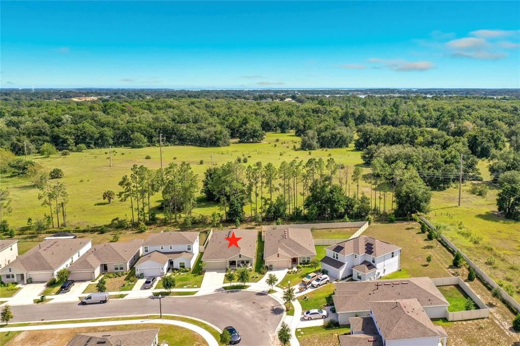 For Sale: $359,900 (4 beds, 3 baths, 2085 Square Feet)