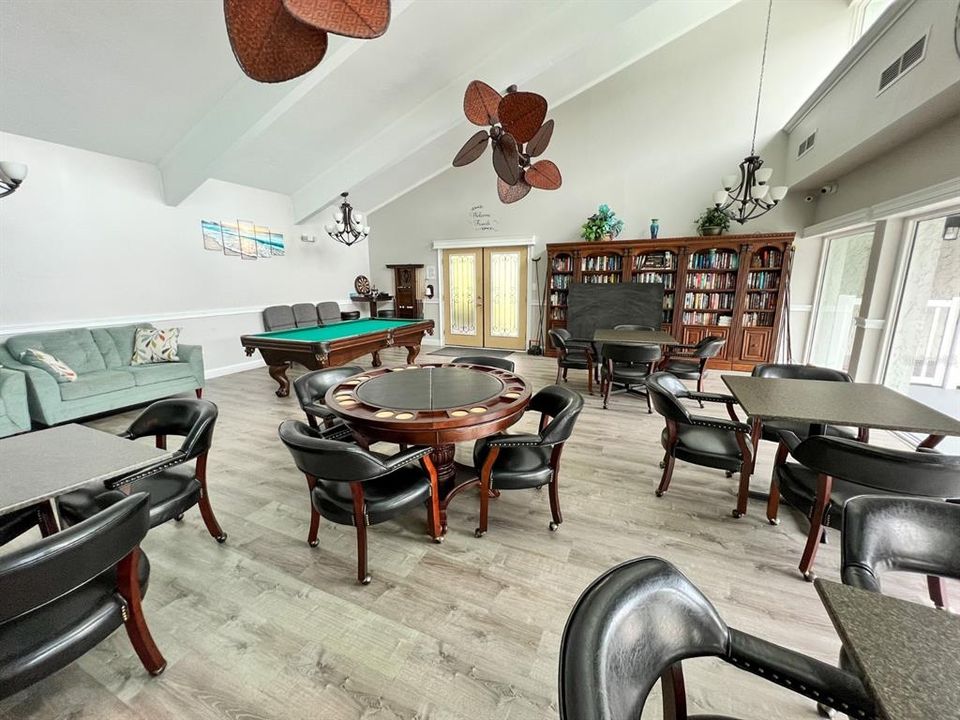В аренду: $1,600 (2 спален, 2 ванн, 876 Квадратных фут)