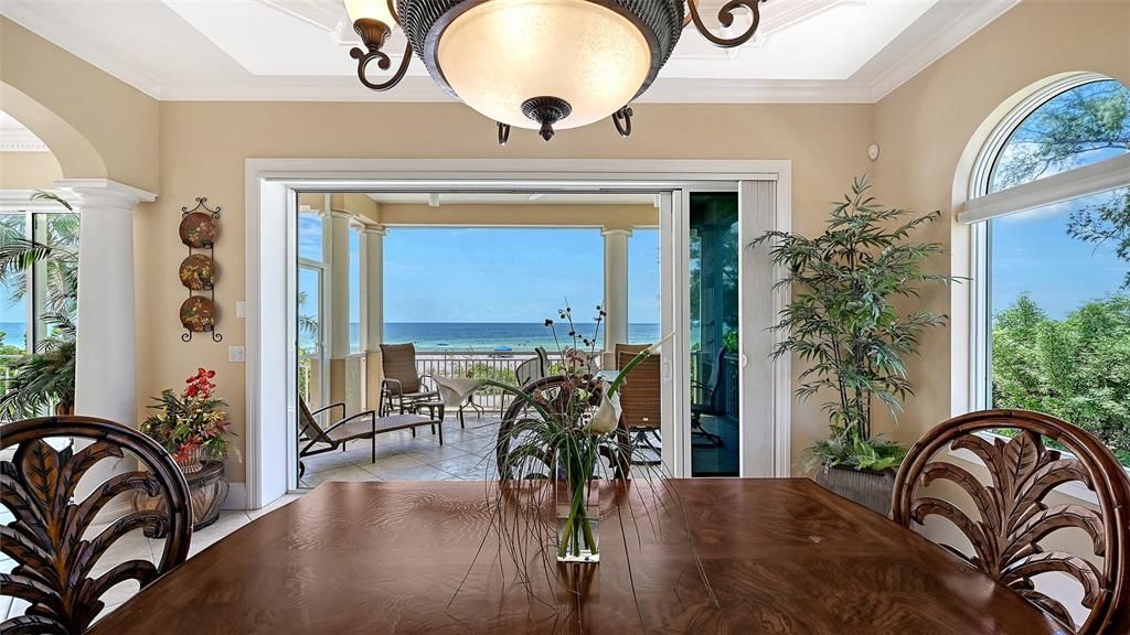 待售: $5,250,000 (4 贝兹, 3 浴室, 3215 平方英尺)