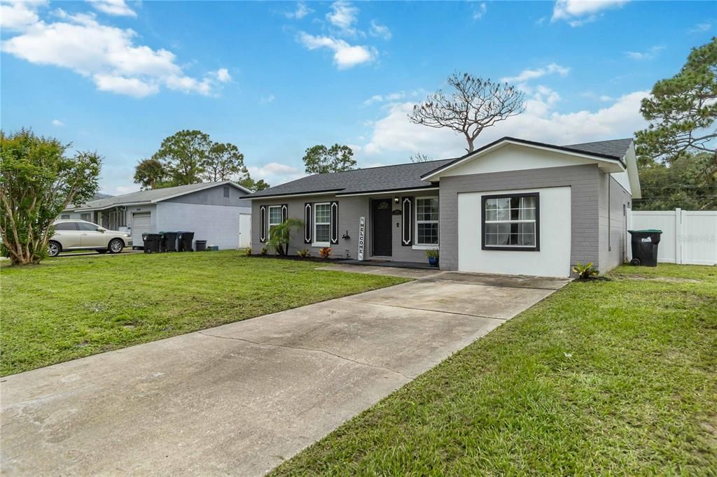 For Sale: $365,000 (3 beds, 1 baths, 1240 Square Feet)