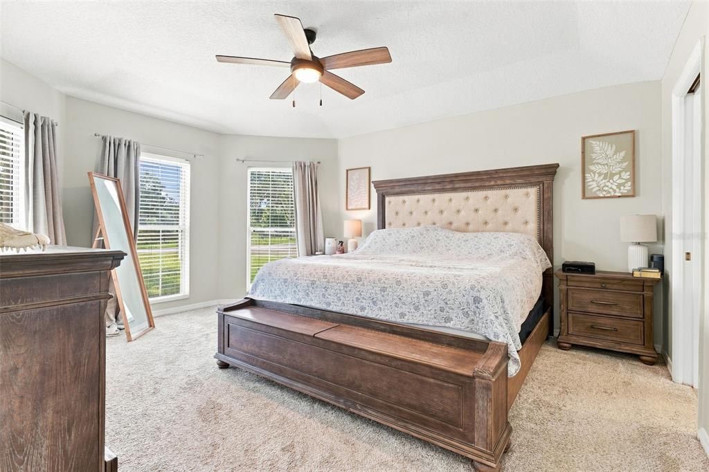 For Sale: $369,900 (3 beds, 2 baths, 1883 Square Feet)