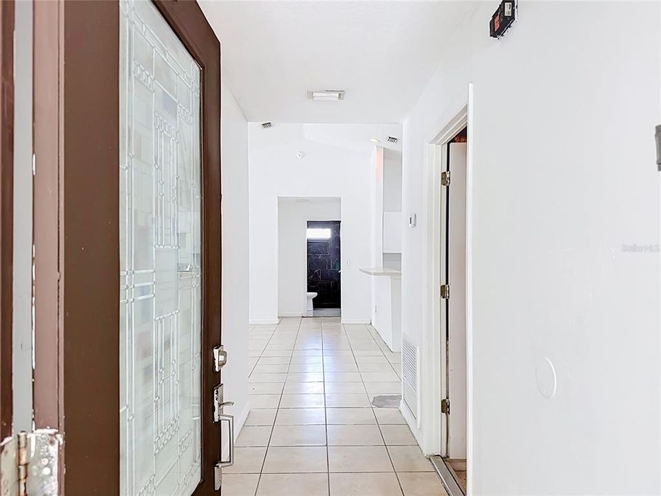For Sale: $269,999 (3 beds, 2 baths, 1278 Square Feet)