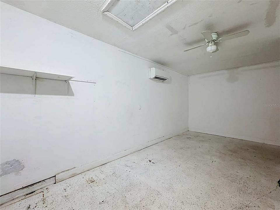 For Sale: $269,999 (3 beds, 2 baths, 1278 Square Feet)