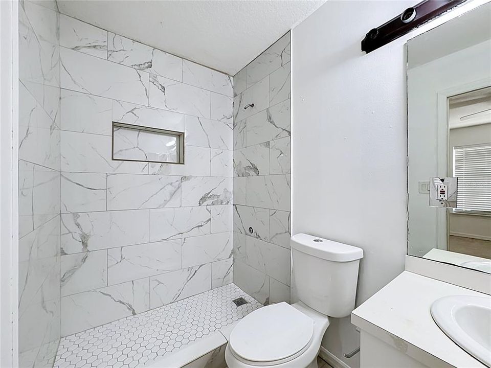 For Sale: $269,999 (3 beds, 2 baths, 1278 Square Feet)