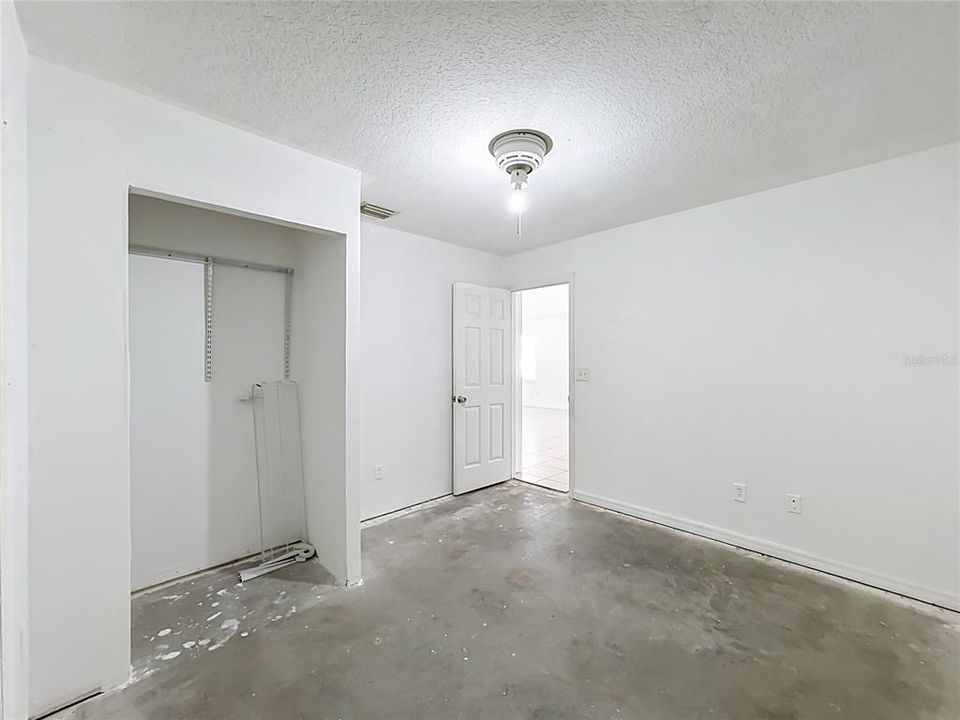 For Sale: $269,999 (3 beds, 2 baths, 1278 Square Feet)
