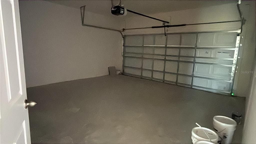 В аренду: $2,200 (4 спален, 3 ванн, 1764 Квадратных фут)