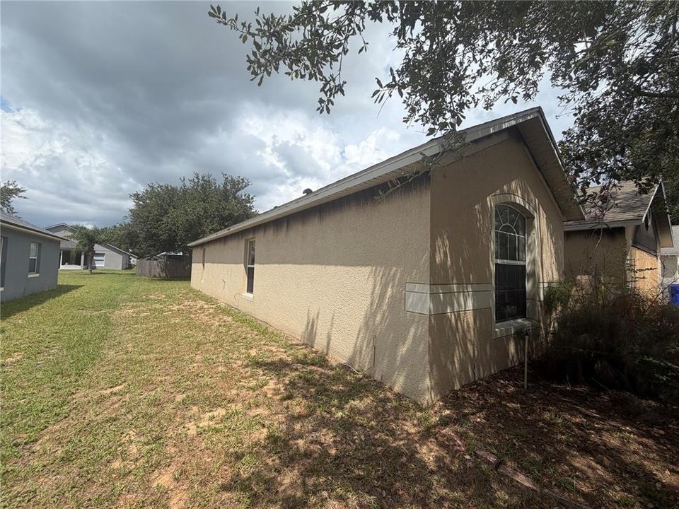 For Sale: $145,000 (3 beds, 2 baths, 1772 Square Feet)