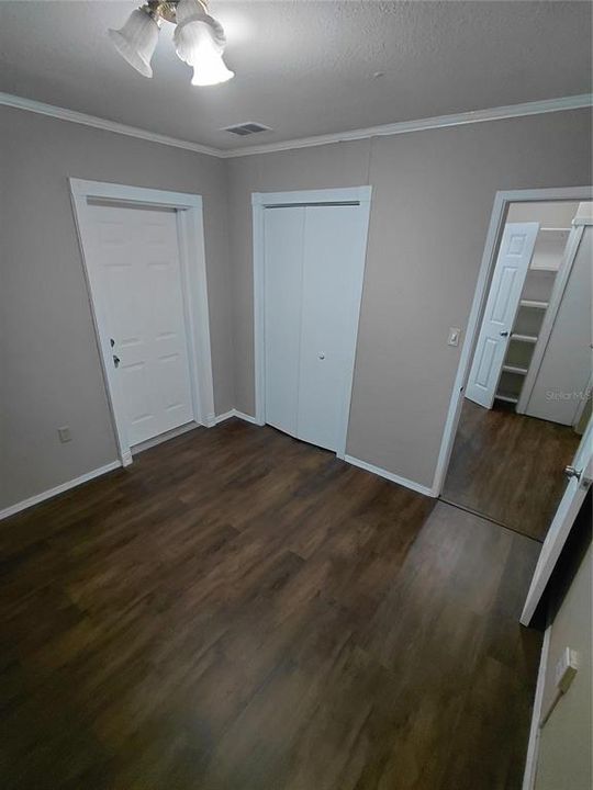 В аренду: $2,150 (4 спален, 2 ванн, 1800 Квадратных фут)