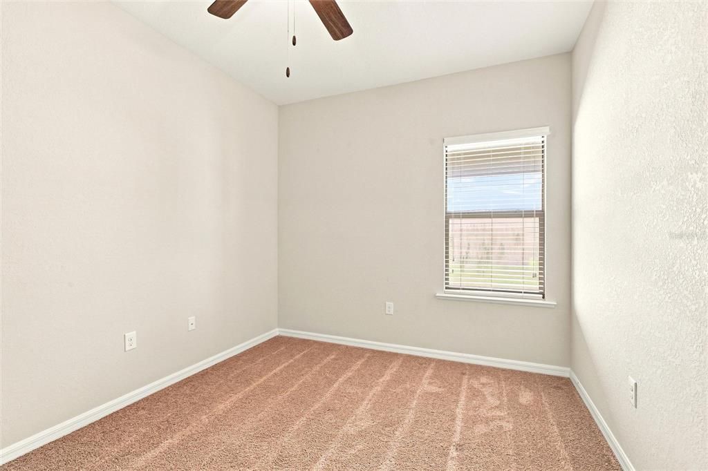 For Sale: $313,000 (3 beds, 2 baths, 1978 Square Feet)
