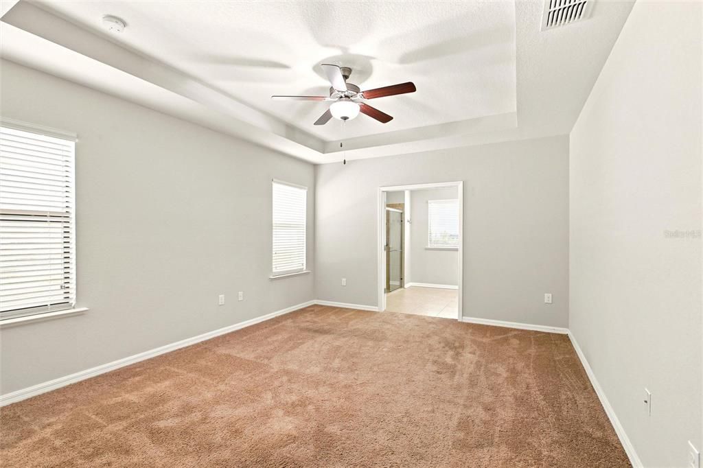 For Sale: $313,000 (3 beds, 2 baths, 1978 Square Feet)