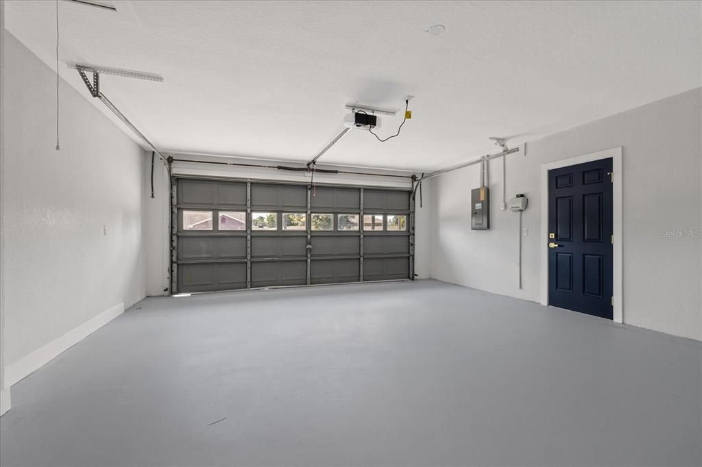For Sale: $347,900 (3 beds, 2 baths, 1721 Square Feet)