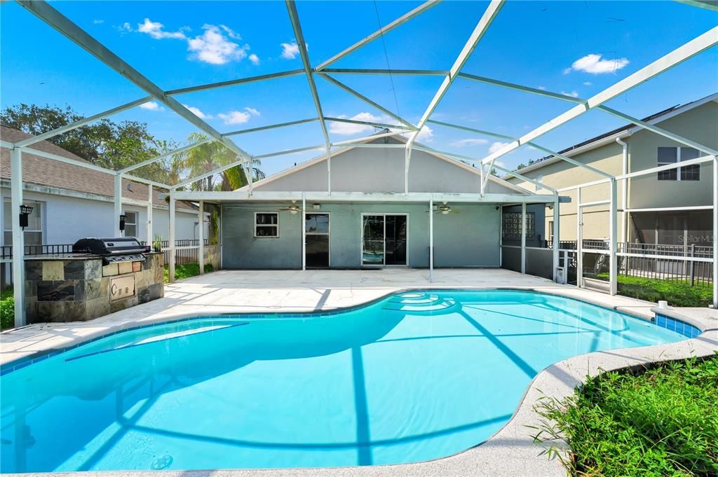 For Sale: $445,000 (3 beds, 2 baths, 1669 Square Feet)
