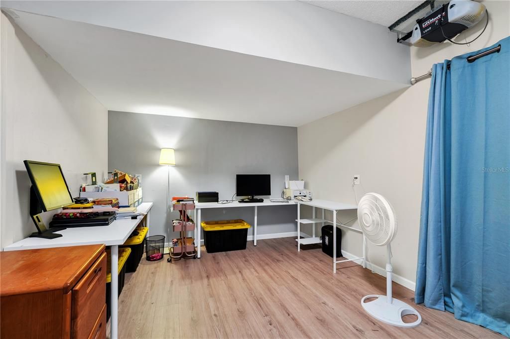 For Sale: $445,000 (3 beds, 2 baths, 1669 Square Feet)