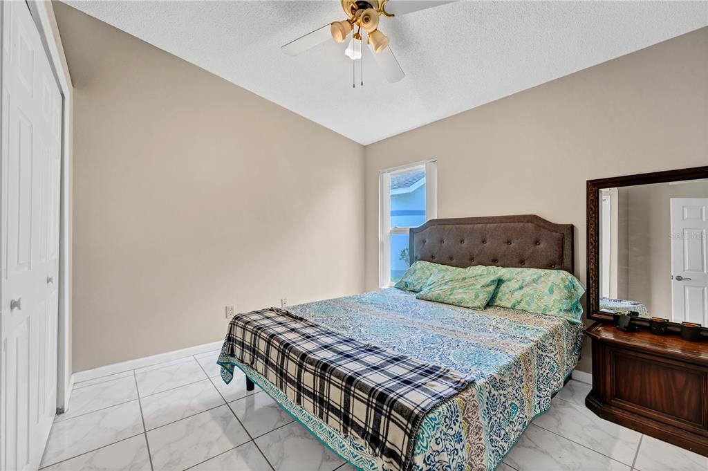 For Sale: $445,000 (3 beds, 2 baths, 1669 Square Feet)