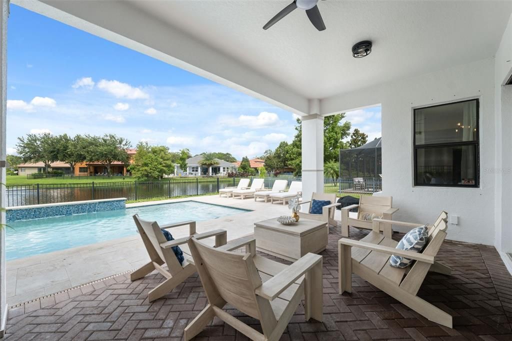 For Sale: $1,250,000 (5 beds, 3 baths, 4118 Square Feet)
