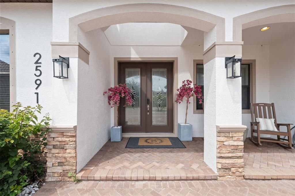 For Sale: $1,250,000 (5 beds, 3 baths, 4118 Square Feet)