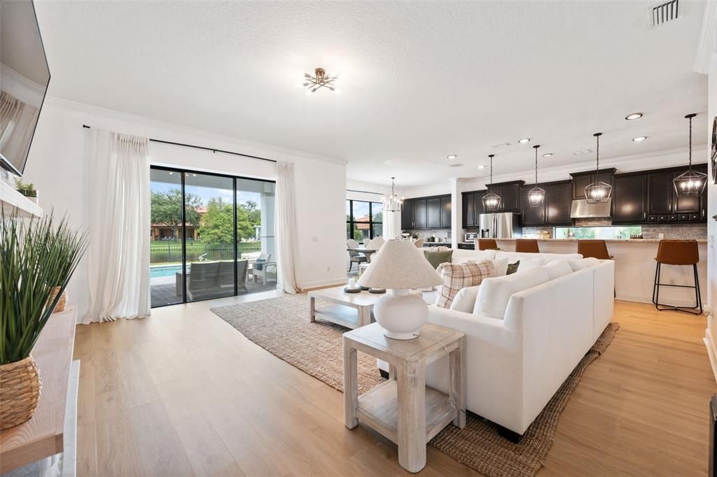 For Sale: $1,250,000 (5 beds, 3 baths, 4118 Square Feet)