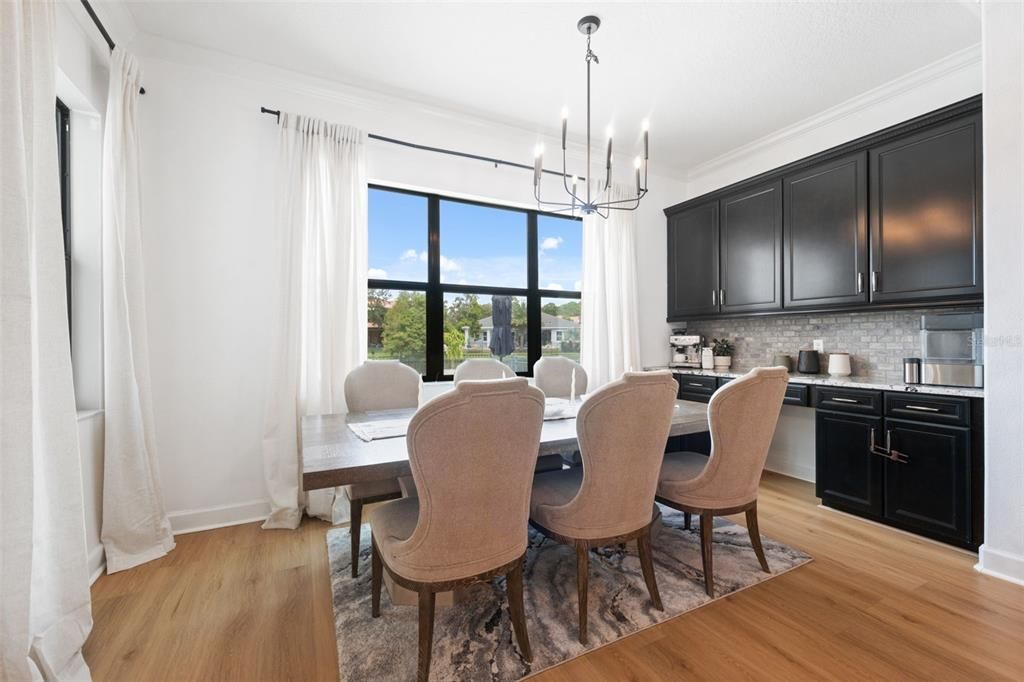 For Sale: $1,250,000 (5 beds, 3 baths, 4118 Square Feet)