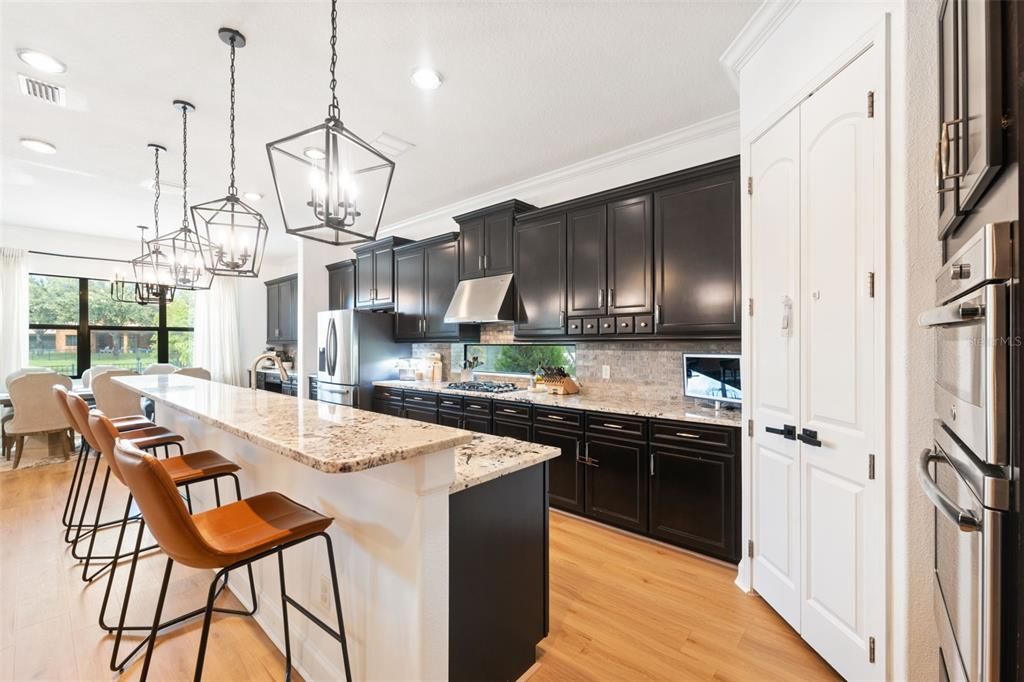 For Sale: $1,250,000 (5 beds, 3 baths, 4118 Square Feet)