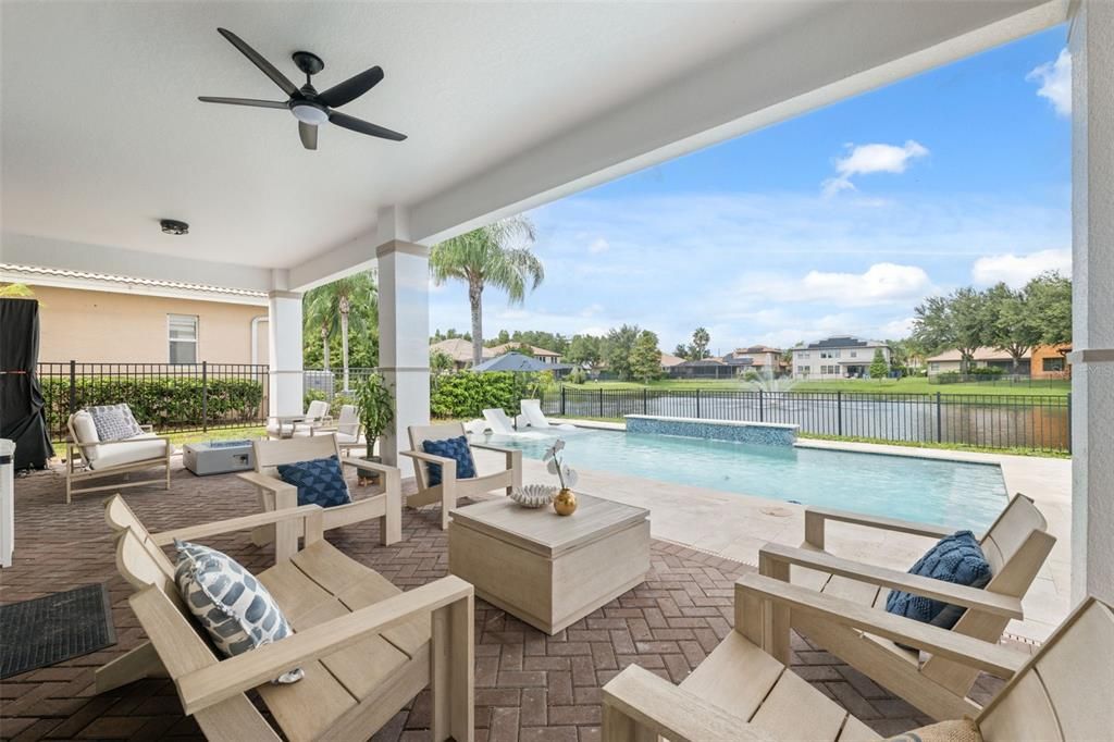 For Sale: $1,250,000 (5 beds, 3 baths, 4118 Square Feet)
